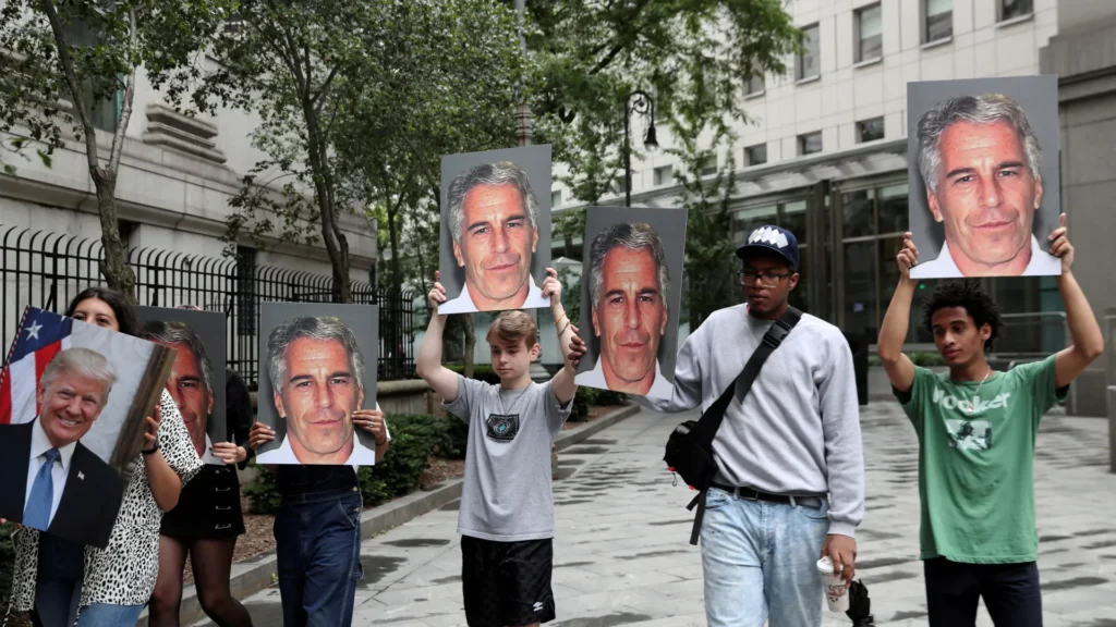 2024-01-03T175231Z_1933509872_RC2GA5A32GTA_RTRMADP_3_PEOPLE-JEFFREY-EPSTEIN-1704338097